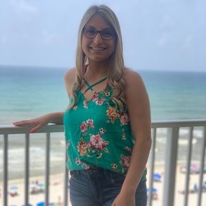 Meet your Posher, Karleigh